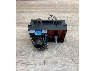   Pojistková skříňka P04868514AB, 17778C   Audi 80 90 S2 B4 1991