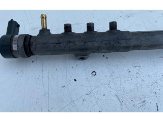 Топливная рампа 31259011   Volvo V70  