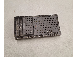 Блок предохранителей 8645410, 8645411 Volvo V70