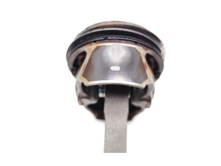  Поршень с шатуном M1JJ M1JJ  Ford Ecosport  