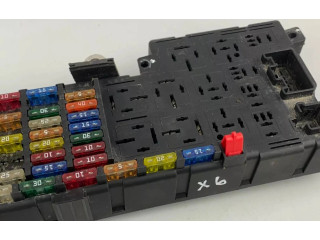 Блок предохранителей 8678449, 518823017 Volvo S80