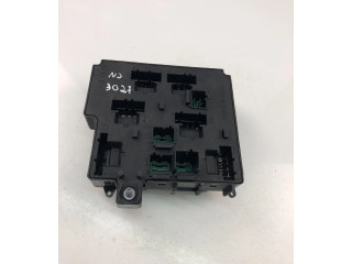 Блок предохранителей  31473771   Volvo XC90    