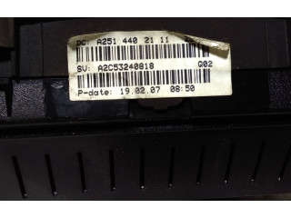 Přístrojová deska Mercedes-Benz ML W164 2007 A2514402111, A2C53240818