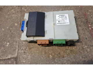 Pojistková skříňka 30765624, 7G9T14C256FA Volvo XC70 2010