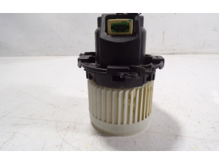 Вентилятор печки    272107379R   Dacia Sandero