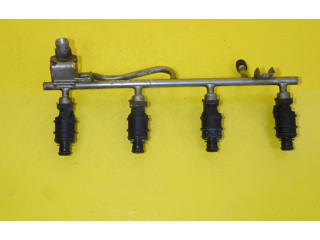 Vstřikovací lišta 90536149 Opel Zafira A