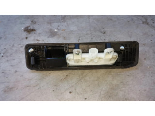 Выключатель открытия задней двери