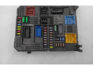 Блок предохранителей Sinreferencia Citroen C3 Aircross