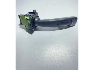 Ручка стеклоочистителей    Volvo C30