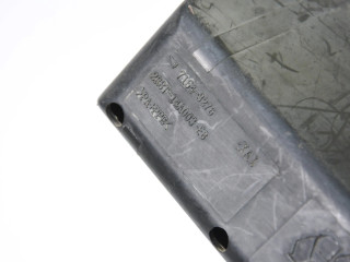 Блок предохранителей 7154-3276, 2R8T14A003EB Jaguar S-Type