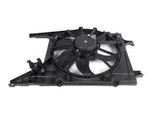 Вентилятор радиатора     8200702960    Dacia Duster 