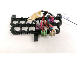 Блок предохранителей 8D0937503E Volkswagen Golf IV