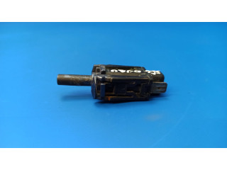 Передний датчик открытия / закрытия двери (крыло)