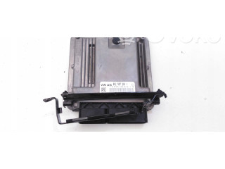 Блок управления двигателя 04L907309K Audi Q3 8U