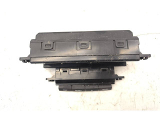 Дисплей    957101H100   KIA Ceed