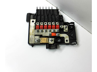   Pojistková skříňka 101327200F   Tela Model S 2015