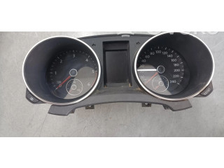Панель приборов 5K0920860G Volkswagen Golf VI
