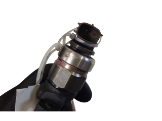 Vstřikovač RF7J13H50 Mazda 6