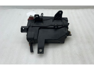 Блок предохранителей GX7314A076AA Jaguar XE