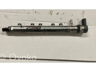 Топливная рампа 7809128   BMW 3 E92 E93 2.0 