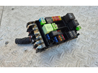 Блок предохранителей 5Q0937125B   Skoda Octavia Mk3 (5E)    