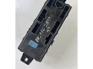   Pojistková skříňka MR142343   Mitsubishi Pajero 1997