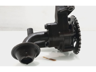 Масляный насос   06a115105, 670815552  Volkswagen PASSAT B5 