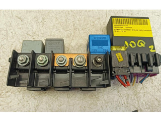 Pojistková skříňka 896083000 Volkswagen PASSAT