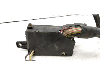 Блок предохранителей PR02000000, MB629083 Mitsubishi Colt