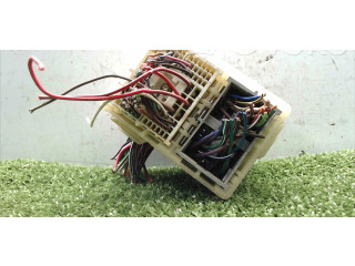 Блок предохранителей 71341560   Jeep Cherokee XJ    