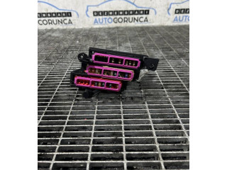 Блок предохранителей Audi Q5 SQ5