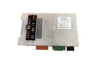 Pojistková skříňka 30765624AE, 7G9T14C256FA Volvo XC60 2009