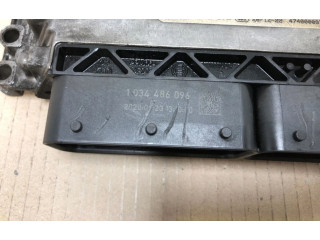 Блок управления двигателя 8891822276, 8891822276 Lynk & co 01