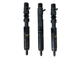 Комплект форсунок 8200815416, 8200815416    Dacia Sandero   