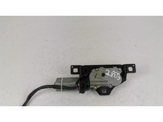 Притягиватель задней крышки