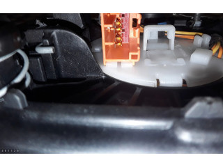 Подушка безопасности водителя p30721915 Volvo V70