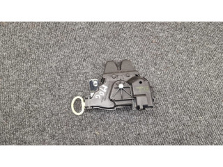 Замок задней крышки