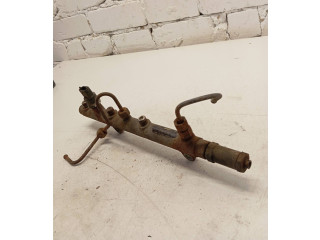 Топливная рампа 0445214024   Renault Trafic II (X83)  