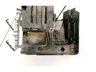 Блок предохранителей Skoda Octavia Mk2 (1Z)