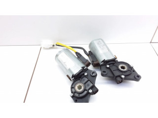 Электрический двигатель для регулировки положения руля