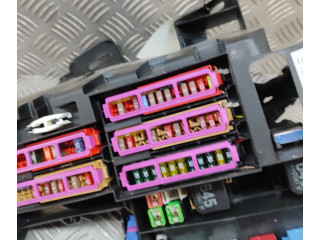 Pojistková skříňka 4M0971845B Audi Q7 4M 2017