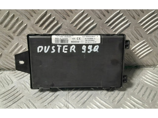 Блок комфорта 8201013757 Dacia Duster