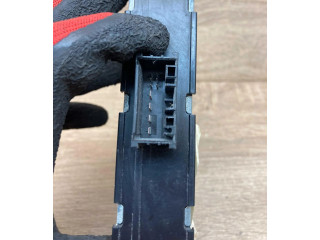 Vstřikovač 9253208, 8ES00947921 BMW X1 E84