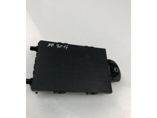 Блок предохранителей 32142591 Volvo XC90