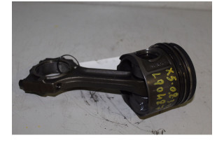 Поршень с шатуном BMW X5 E53 для бензинового двигателя 1.7