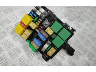 Блок предохранителей 9804848580   Citroen C3 Aircross    