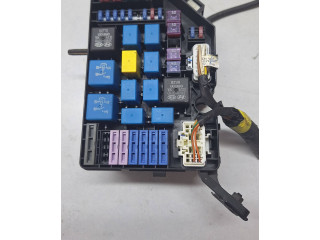 Pojistková skříňka 91226-2E120, 2E120 Hyundai Tucson JM 2008