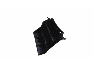 Другая деталь отсека двигателя