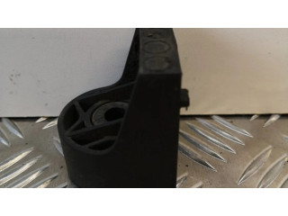 Радиатор (ы) держатель / кронштейн