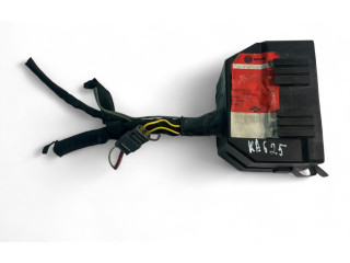 Блок предохранителей 4733036 Saab 9000 CS